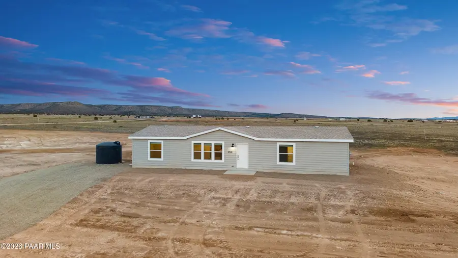 27181 W Kingdom Court, Paulden, AZ 86334 - Image #2