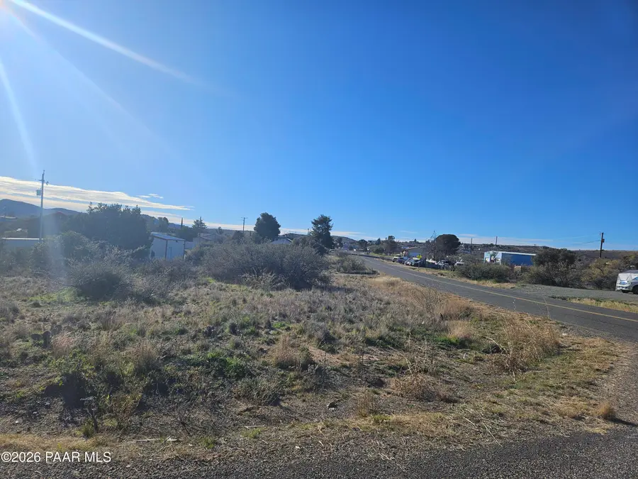 16205 S Cordes Lakes Drive, Mayer, AZ 86333 - Image #2