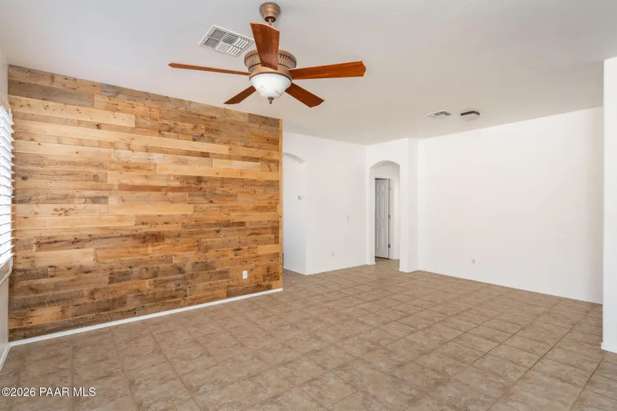 7925 N Paradise Canyon Lane, Prescott Valley, AZ 86315 - Image #3