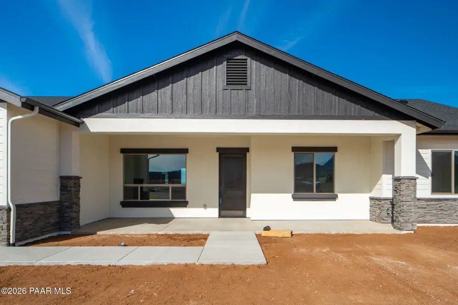 11938 N Hickory Drive, Prescott Valley, AZ 86315 - Image #2