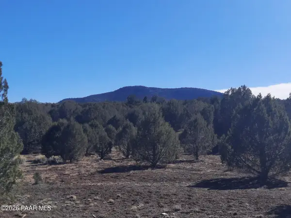 Lot 850 W Fort Rock Road, Seligman, AZ 86337