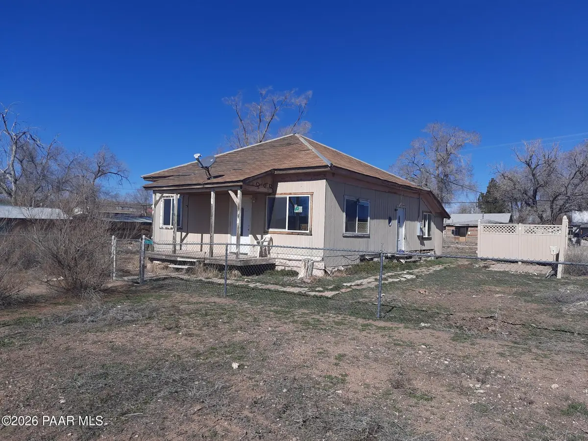 22510 W Railroad Avenue, Seligman, AZ 86337 - #1