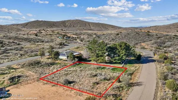 19559 E Fremont Drive, Mayer, AZ 86333