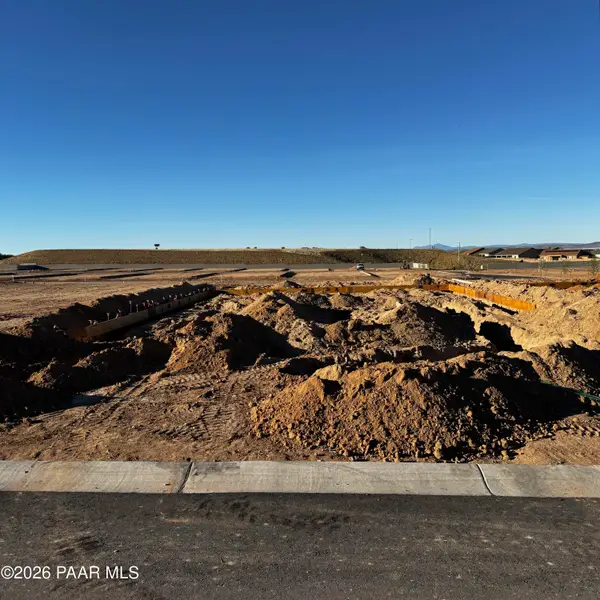 5972 E Dickens Lane, Prescott Valley, AZ 86314