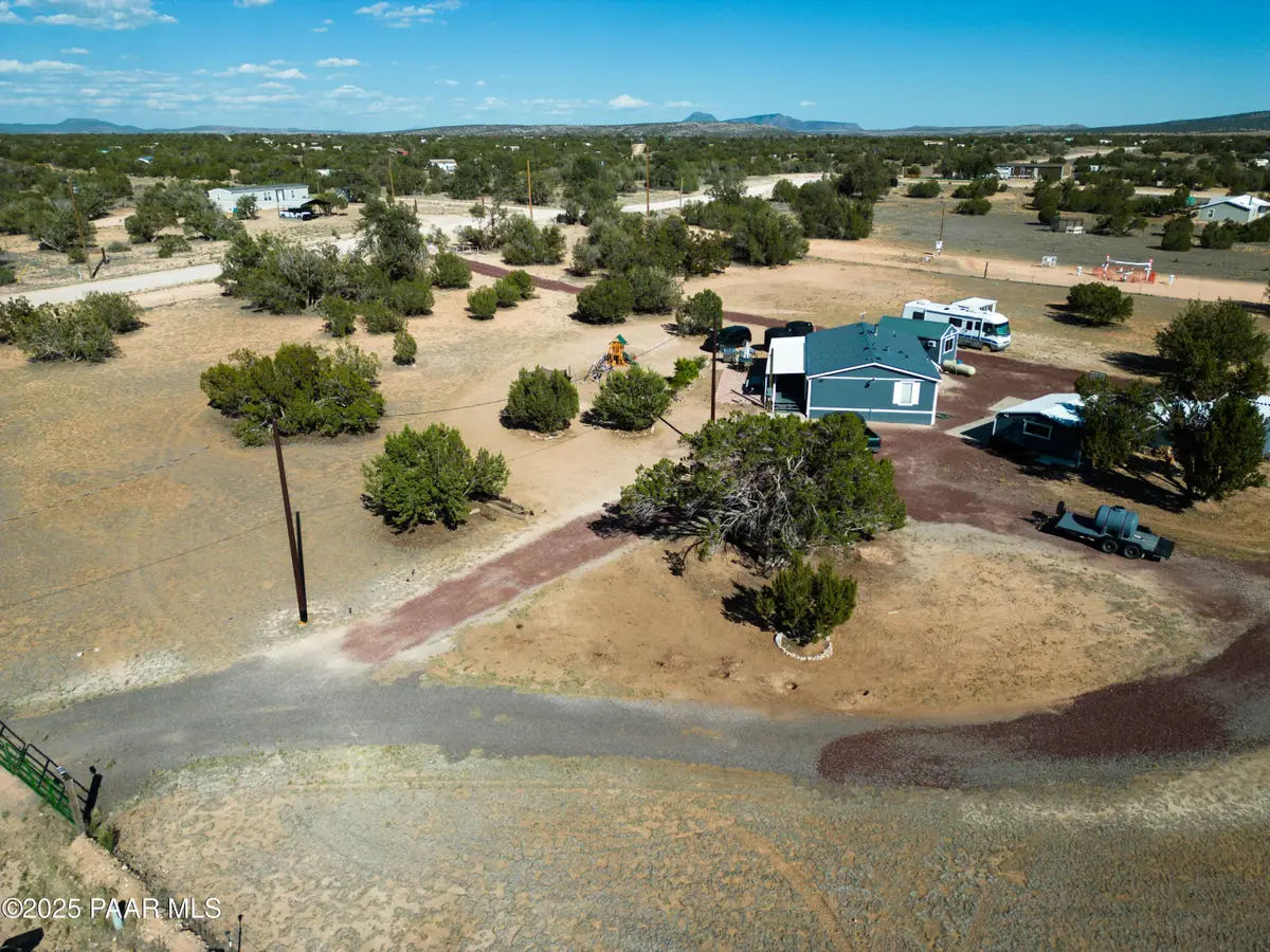 27585 W El Oro Drive, Seligman, AZ 86337 - #1