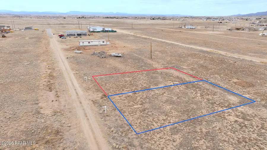 360 W Hawaii Road, Paulden, AZ 86334 - #3