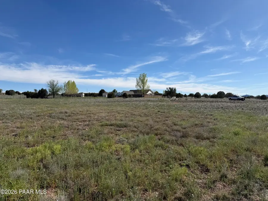 1125 E Cougar Ridge Road, Paulden, AZ 86334 - #2