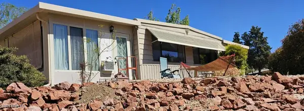 10075 E Dapple Grey Trail, Dewey-Humboldt, AZ 86327