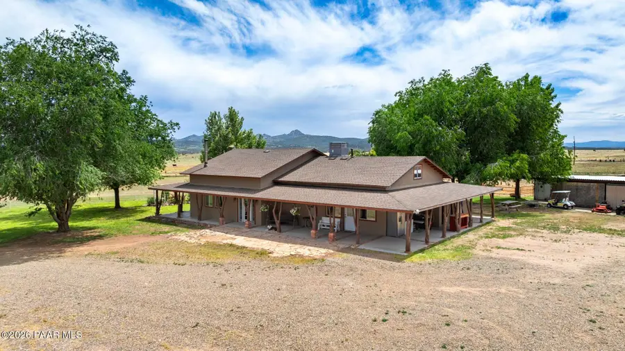 3900 W Runway Road, Paulden, AZ 86334 - #2