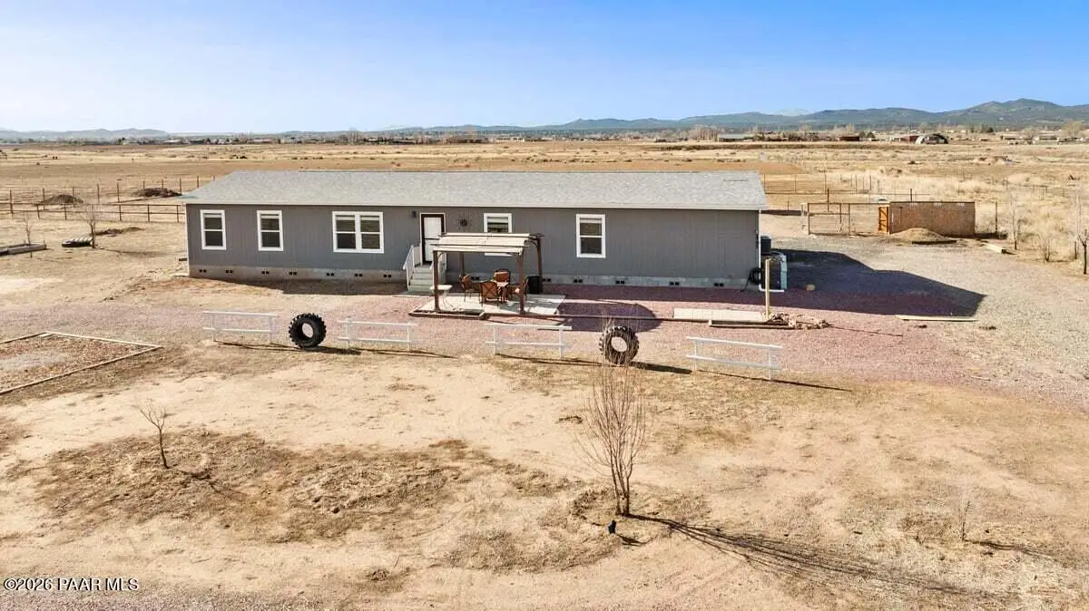 2795 W Bingham Boulevard, Paulden, AZ 86334 - #1