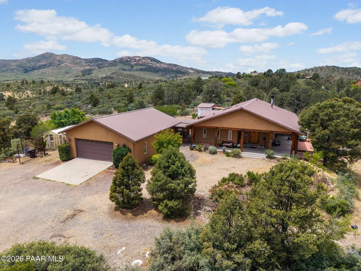 17495 W Ravens Nook, Peeples Valley, AZ 86332 - #1