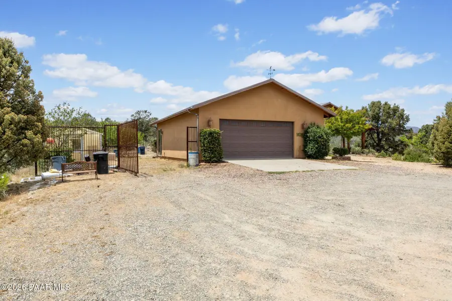 17495 W Ravens Nook, Peeples Valley, AZ 86332 - #3
