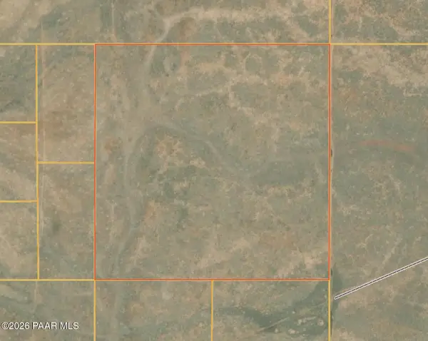 301-17-008 N Sandy Faye Way, Seligman, AZ 86337