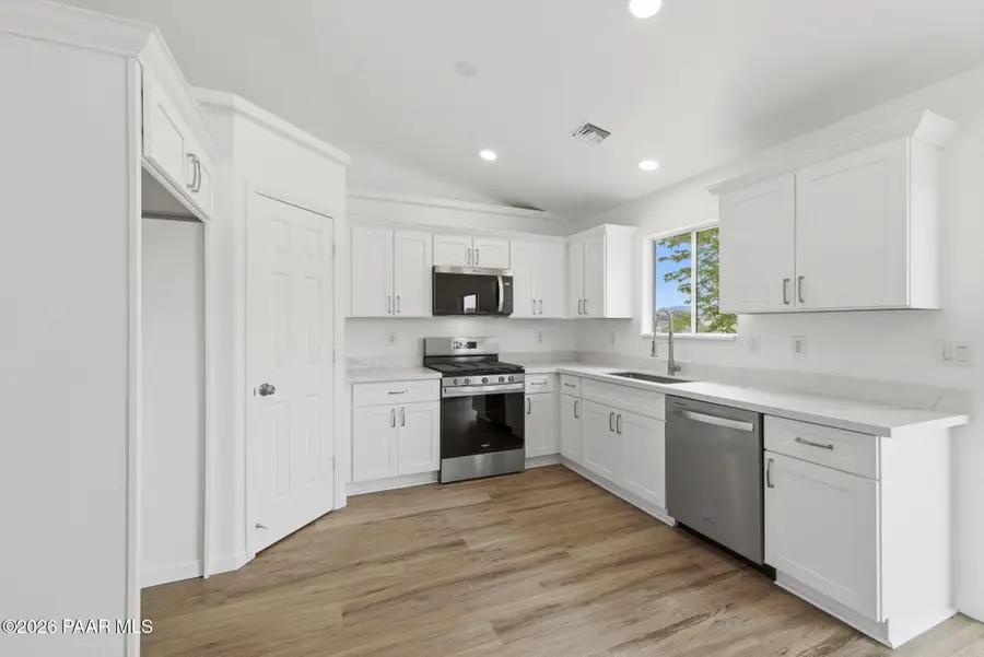 6065 N Dodge Drive, Prescott Valley, AZ 86314 - #2
