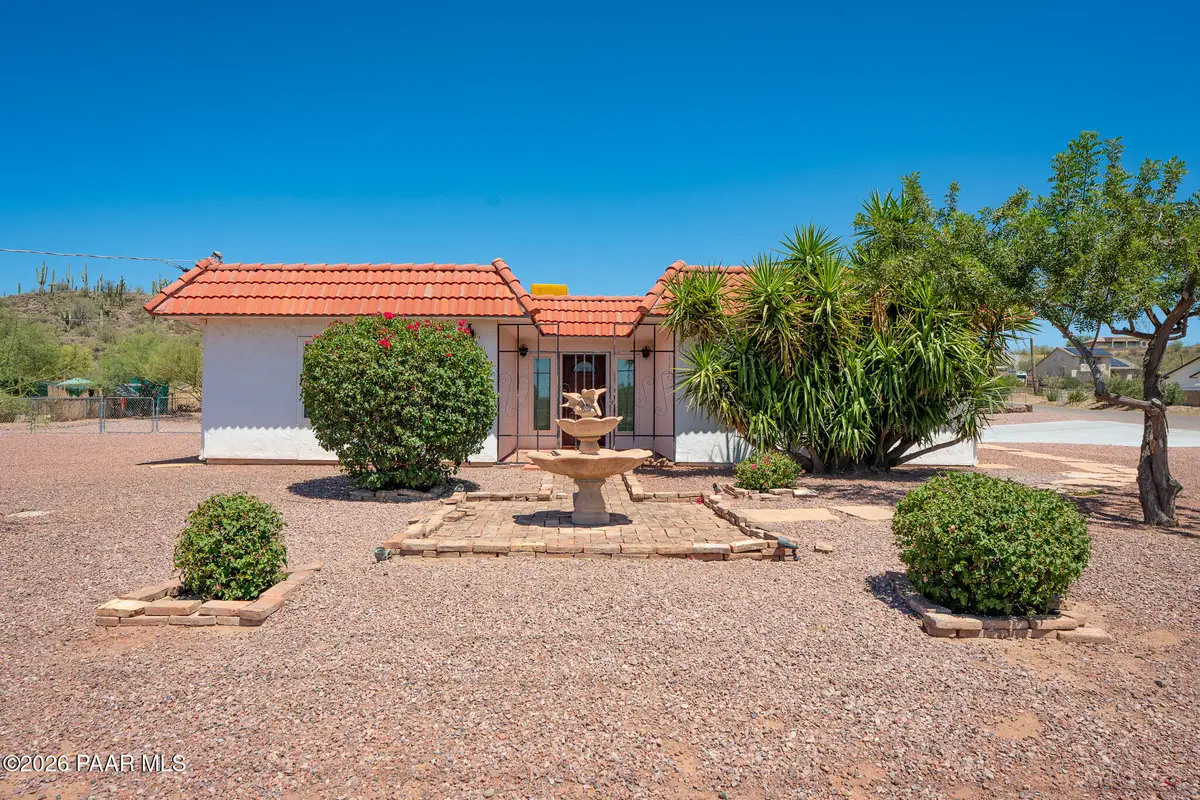 33750 S Ridgeway Road, Black Canyon City, AZ 85324 - #1