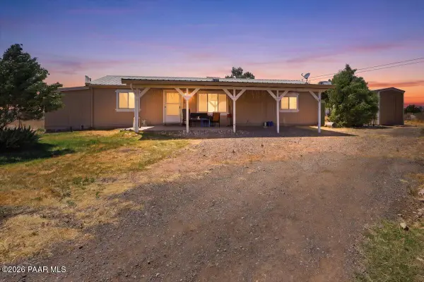 400 E Arbor Lane, Paulden, AZ 86334