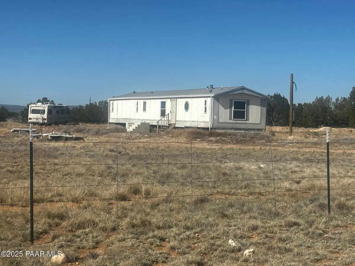 25085 Hillcrest Drive, Seligman, AZ 86337 - #1