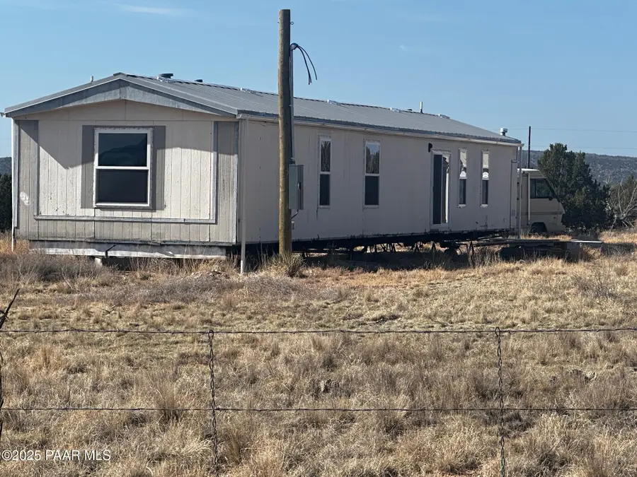 25085 Hillcrest Drive, Seligman, AZ 86337 - #2