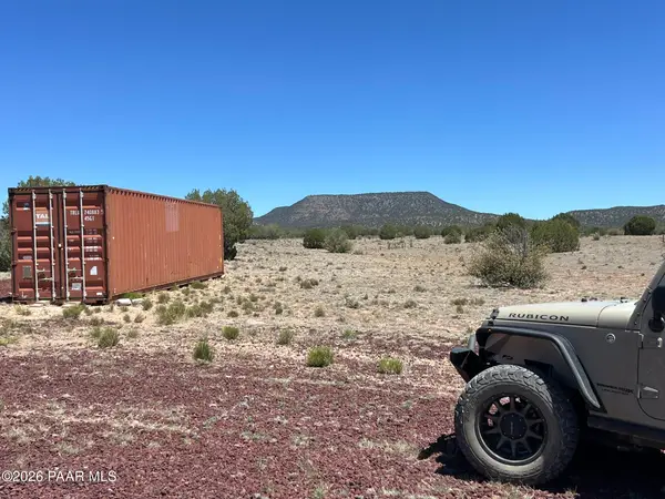 981 Wrangler Ridge Road, Seligman, AZ 86337