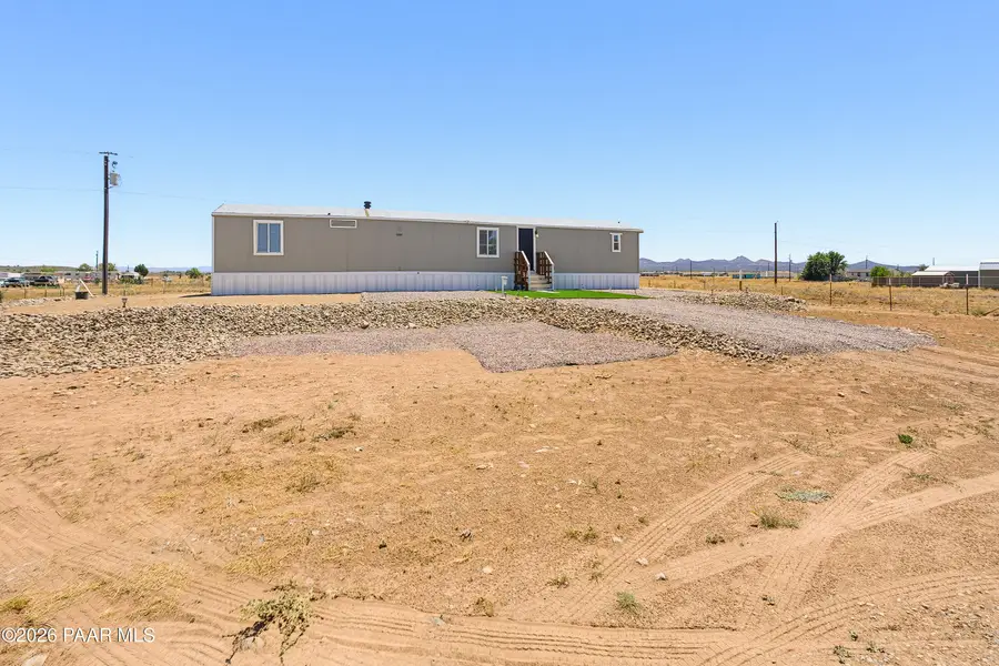 235 W Acapulco Way, Paulden, AZ 86334 - #3