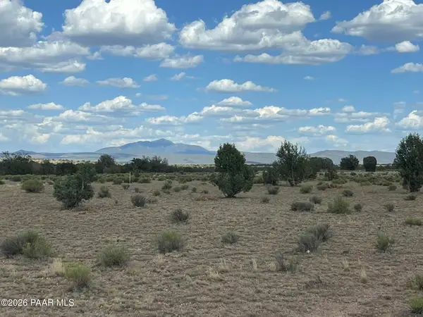 18c W Warren Road, Ash Fork, AZ 86320