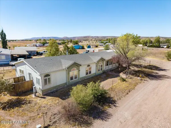 24750 N Los Angeles Street, Paulden, AZ 86334