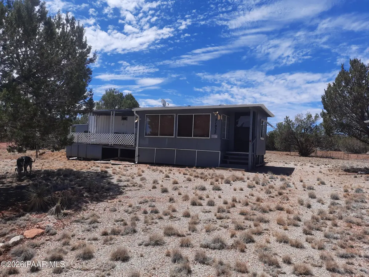 31935 W Calle Belleza, Seligman, AZ 86337 - #1