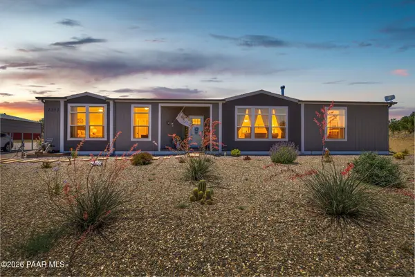 1285 W Kings Court, Paulden, AZ 86334