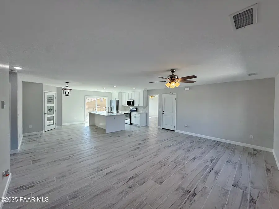 20235 E Mesa Verde Road #2, Mayer, AZ 86333 - #3