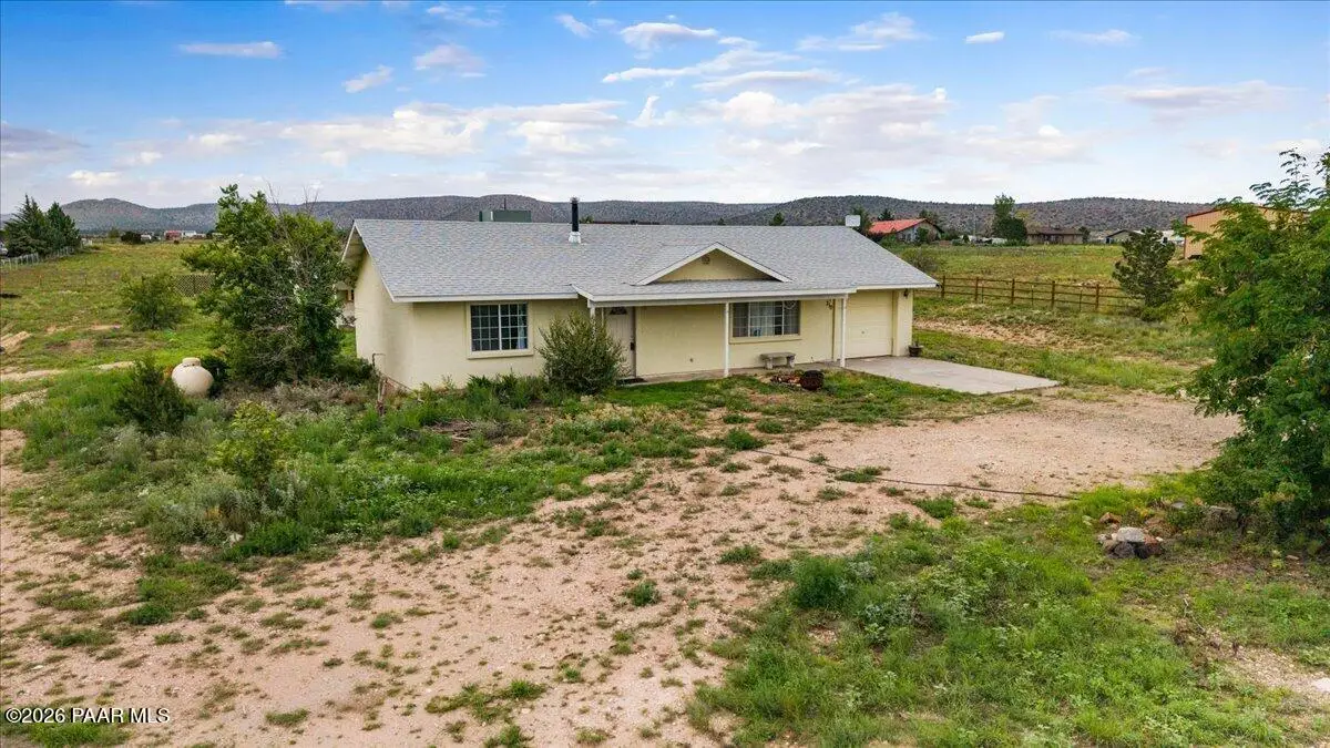 750 W Iris Road, Paulden, AZ 86334 - #1