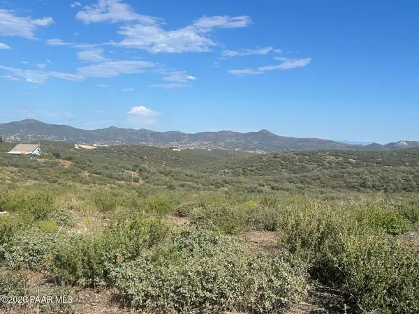 10450 E Prescott Dells Road, Dewey-Humboldt, AZ 86327