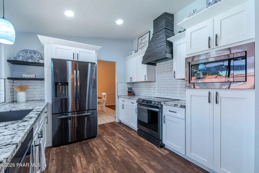 4023 W Beverly Lane, Phoenix, AZ 85053 - #3