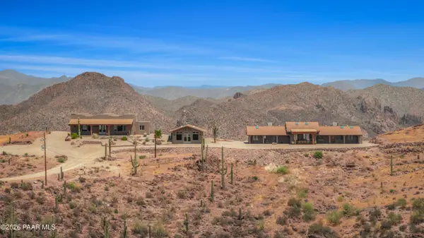 39801 S Bitter Creek Lane, Morristown, AZ 85342