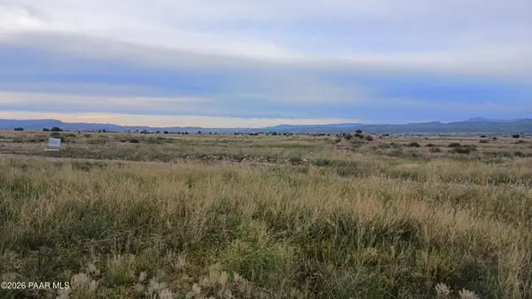 3462 W Limestone Drive, Paulden, AZ 86334
