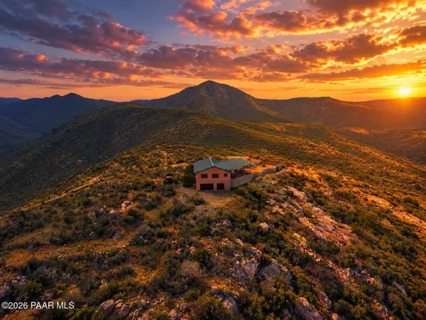 5520 S Hawk Mountain, Mayer, AZ 86333