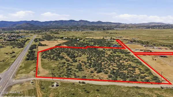 12 E Leona Lane, Dewey-Humboldt, AZ 86327