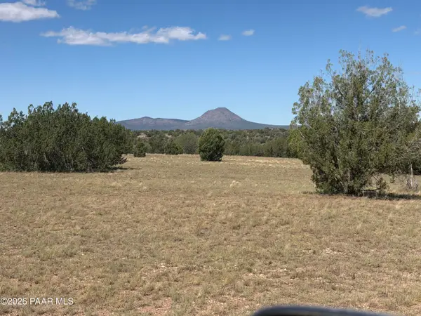 79s W Friendship Road, Ash Fork, AZ 86320