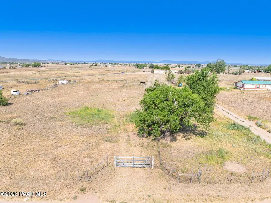 25050 N Larita Road, Paulden, AZ 86334 - #3
