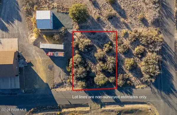 16220 S Black Mountain Road, Mayer, AZ 86333