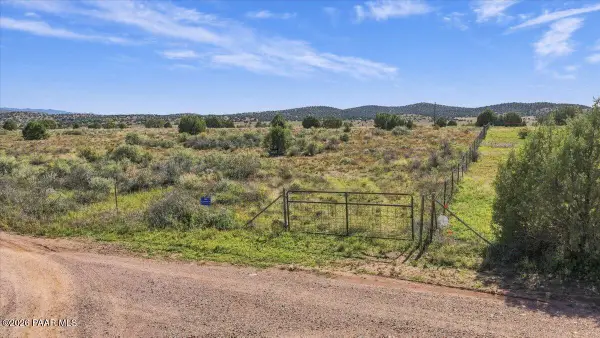 1425 W Shadow Ridge Road, Chino Valley, AZ 86334