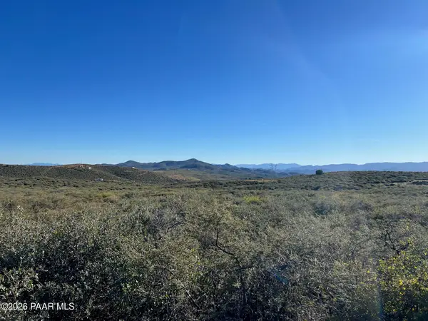 2 Ac N Scout, Dewey-Humboldt, AZ 86327