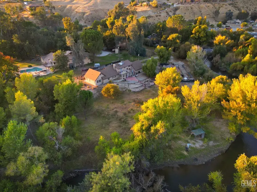 11319 CHOCTAW DRIVE, Bakersfield, CA 93308 - Image #2