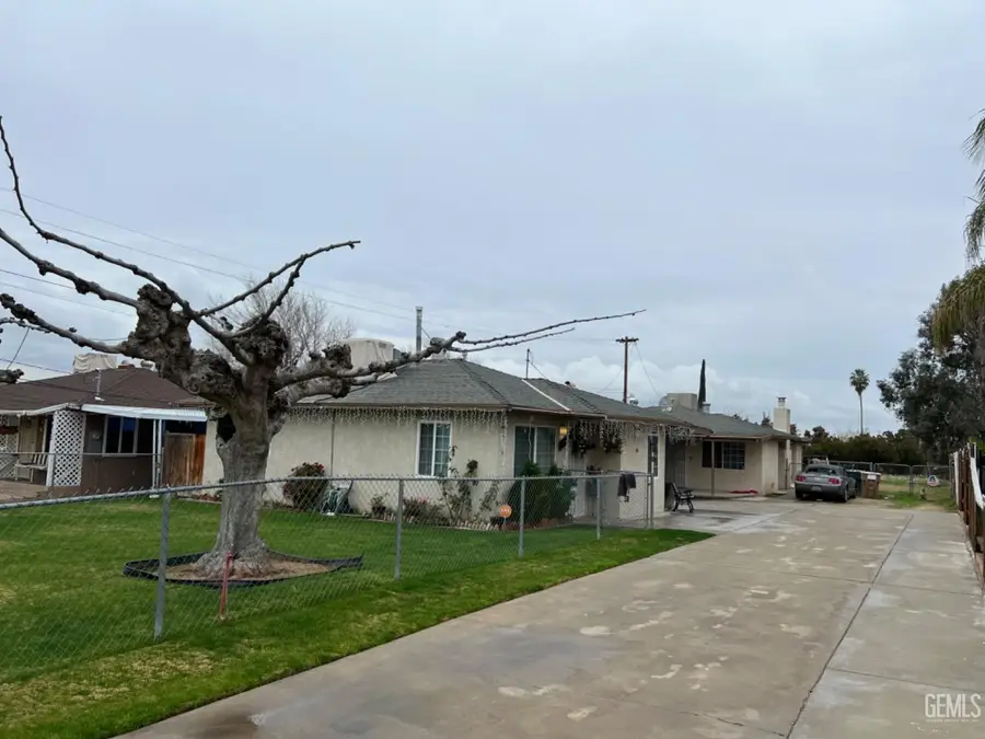 814 CRANE STREET, Bakersfield, CA 93306 - #3