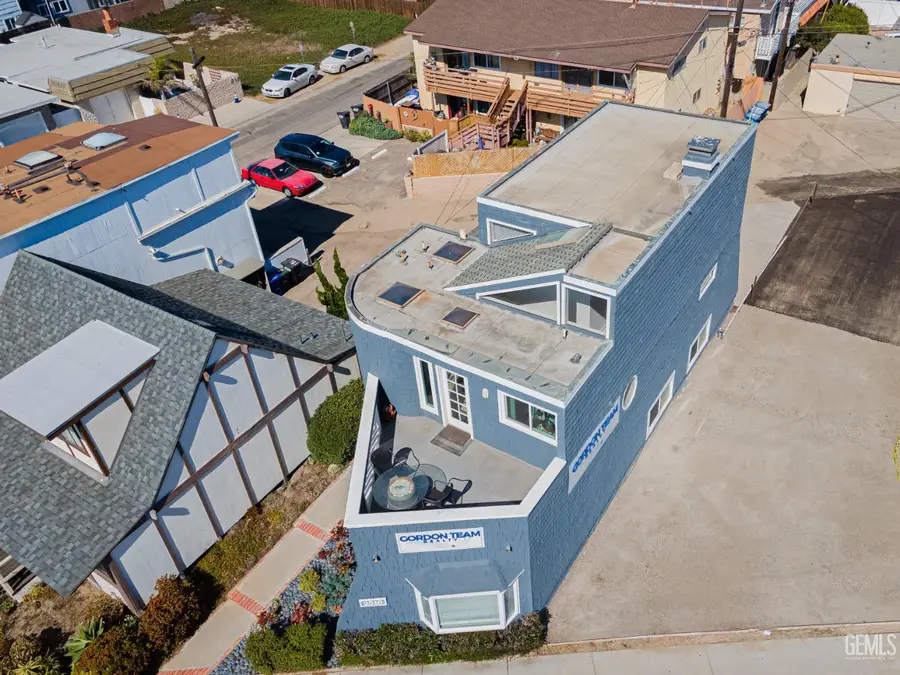 2516 ROOSEVELT BOULEVARD, Oxnard, CA 93035 - Image #2