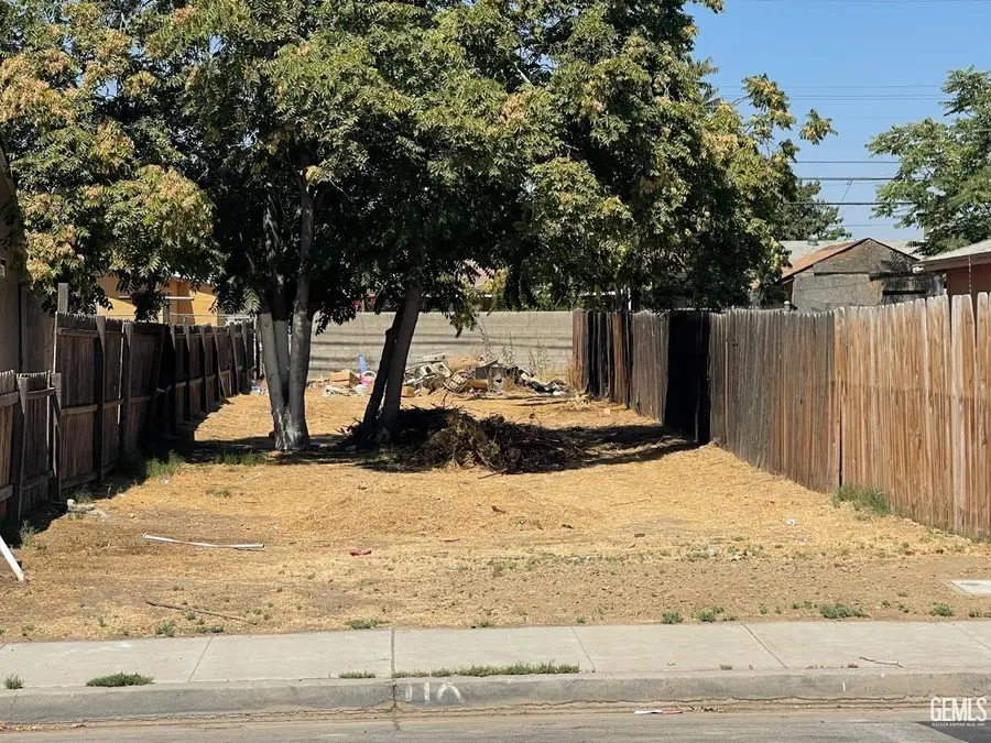 110 S OWENS STREET, Bakersfield, CA 93307 - #3