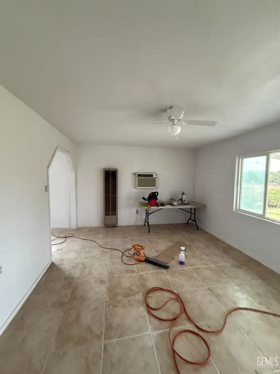 9695 ROAD 240, Terra Bella, CA 93270 - Image #3