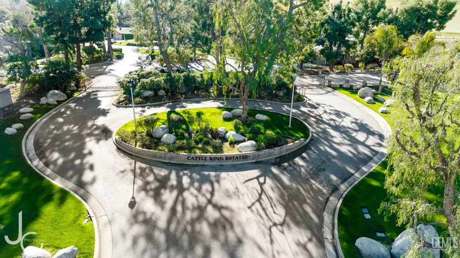 12139 CATTLE KING DRIVE, Bakersfield, CA 93306 - Image #3