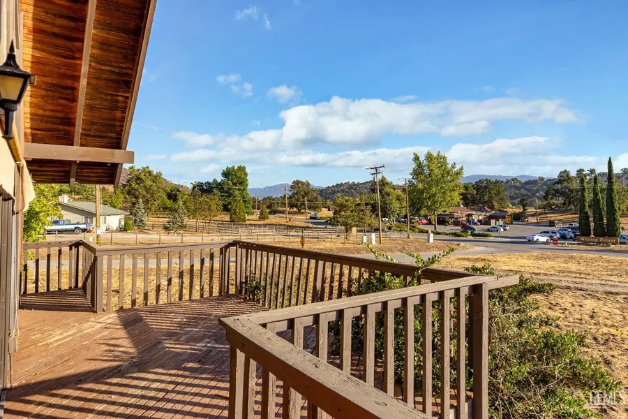 23941 JACARANDA DRIVE, Tehachapi, CA 93561 - Image #3