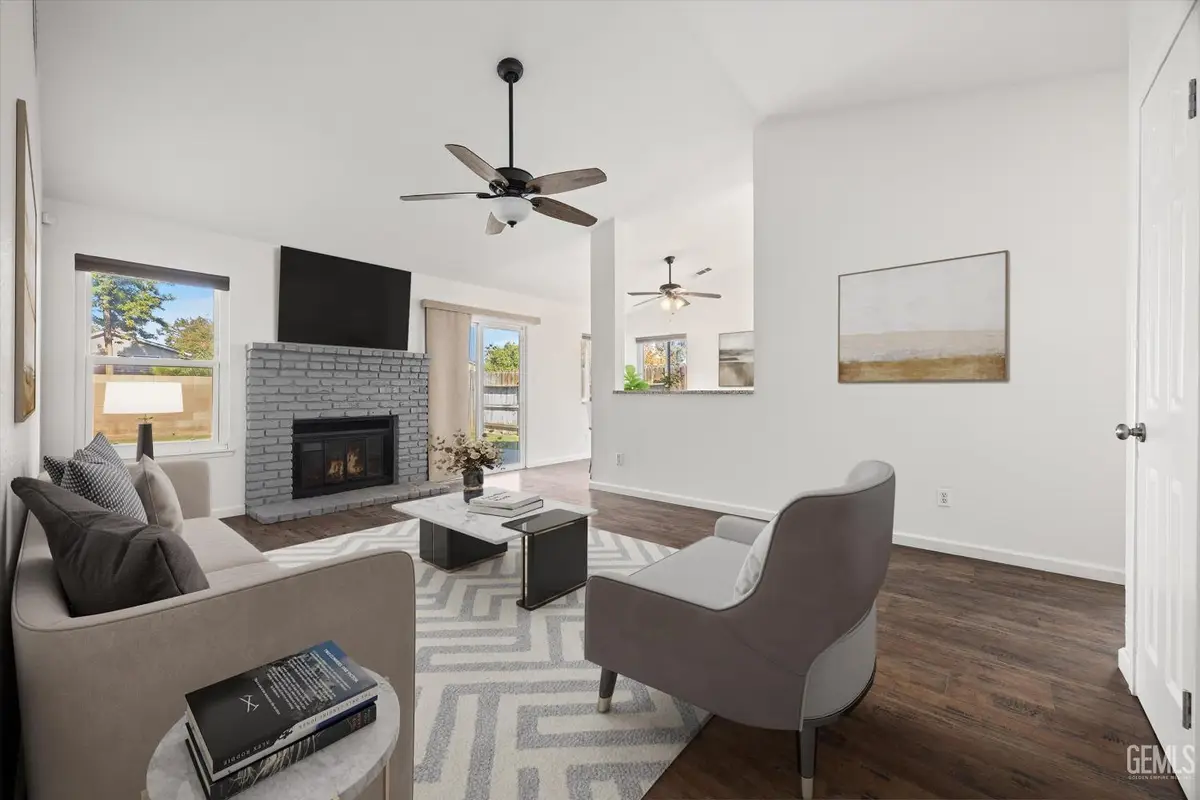 8600 EGAN WAY, Bakersfield, CA 93311 - Image #1