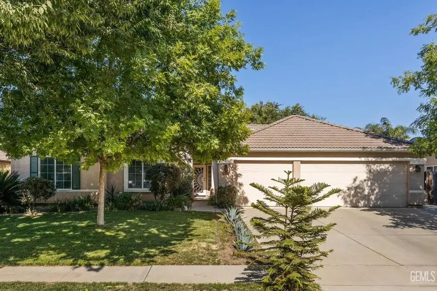 3624 N JACKIE, Visalia, CA 93291 - Image #2